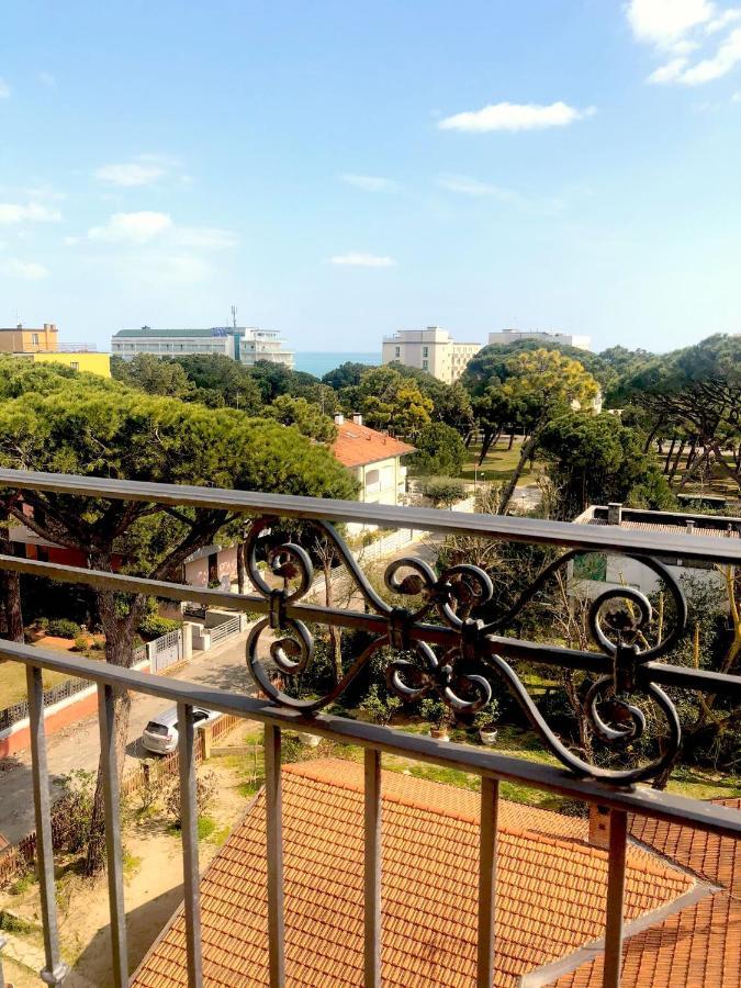 Hotel B&B Des Bains Milano Marittima Kültér fotó