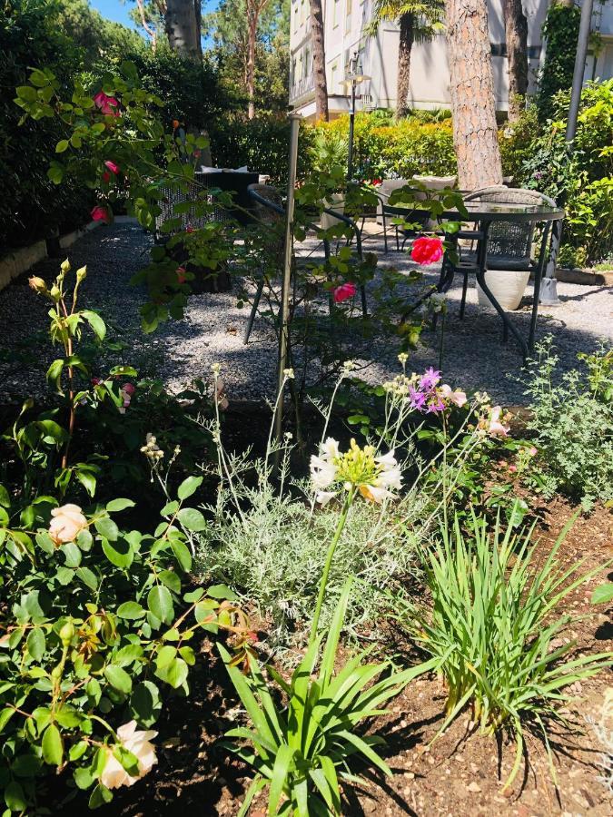 Hotel B&B Des Bains Milano Marittima Kültér fotó