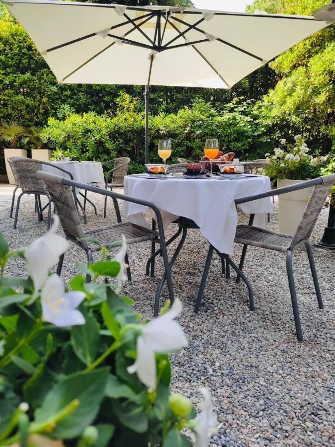 Hotel B&B Des Bains Milano Marittima Kültér fotó