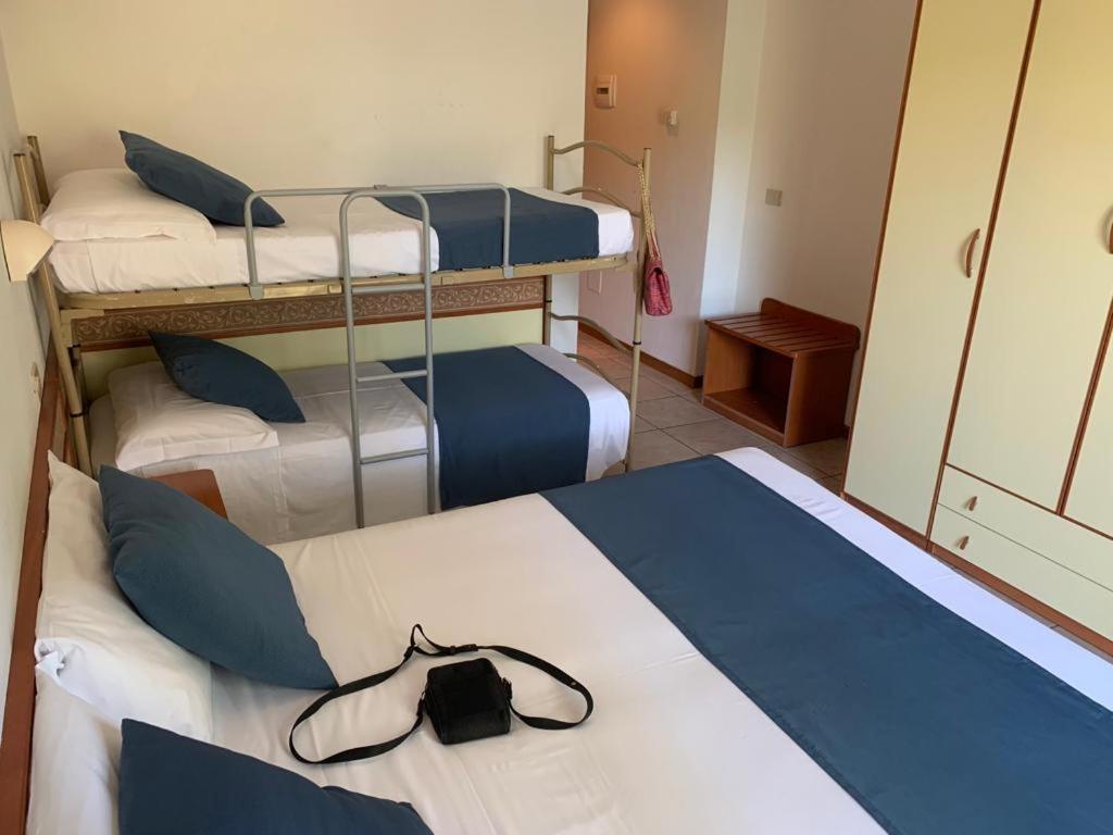 Hotel B&B Des Bains Milano Marittima Kültér fotó